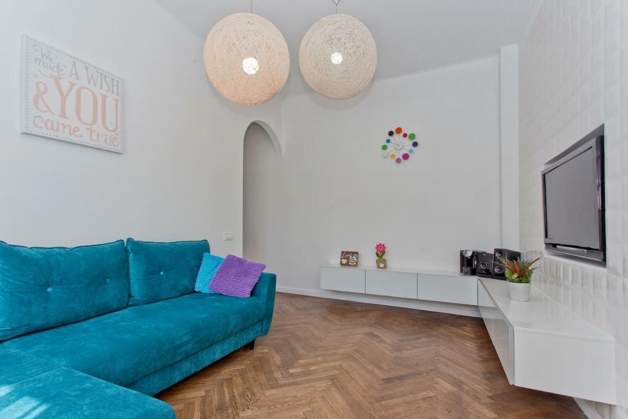 Luxury And Comfortable- Golden Apartments- Royal Street Varšava Exteriér fotografie